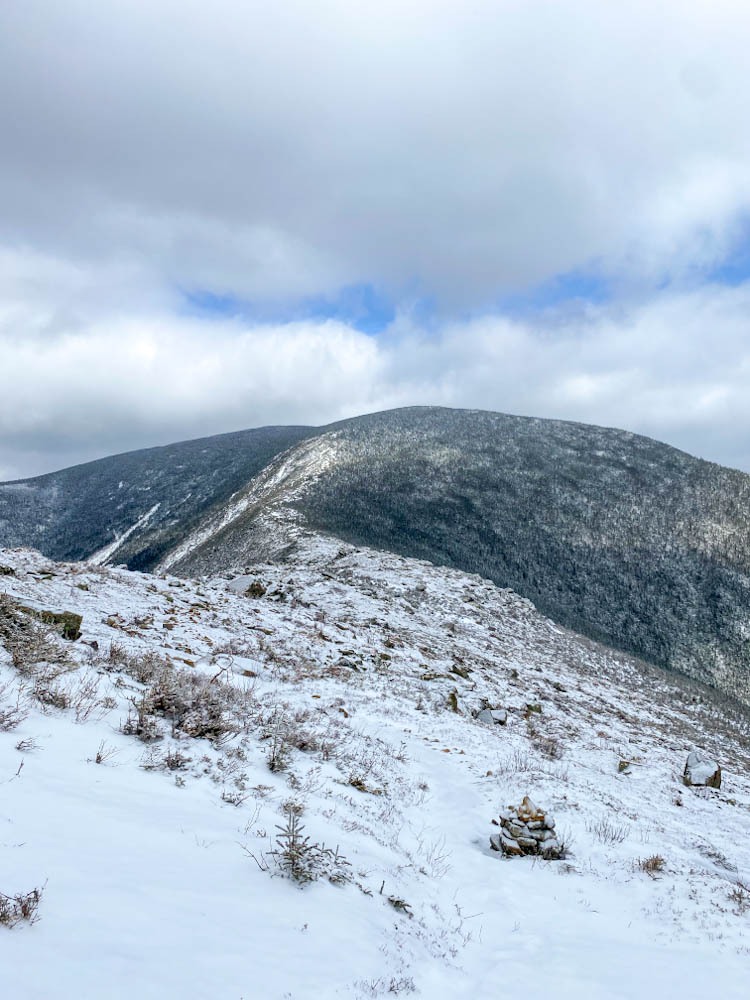 Ridgeline trail to Mt. Bond